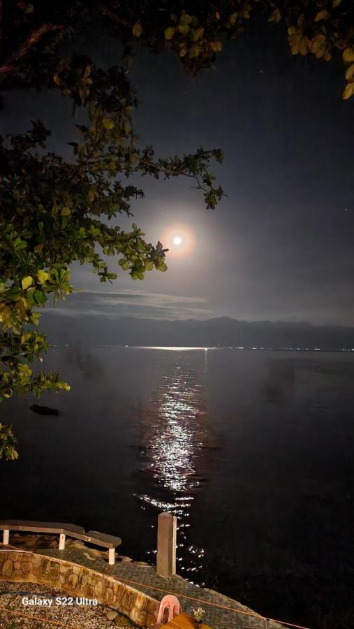 Chue&Larry'S Beachside Homestay Libagon Εξωτερικό φωτογραφία